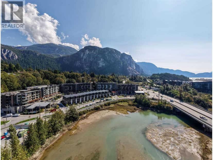 221 1500 SCOTT CRESCENT, Squamish, photo 4
