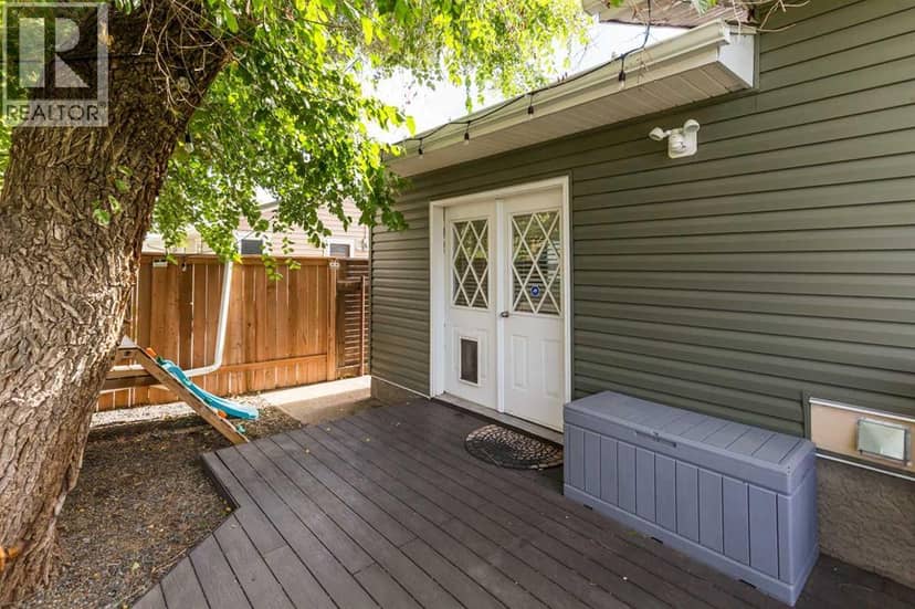 2835 11 Avenue S — photo 30 of 34