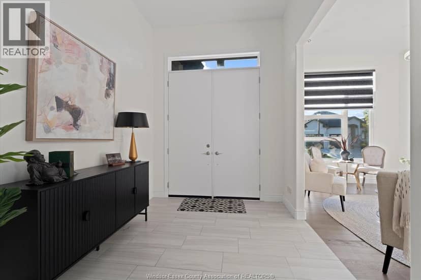 1534 Clearwater Avenue — photo 4 of 40