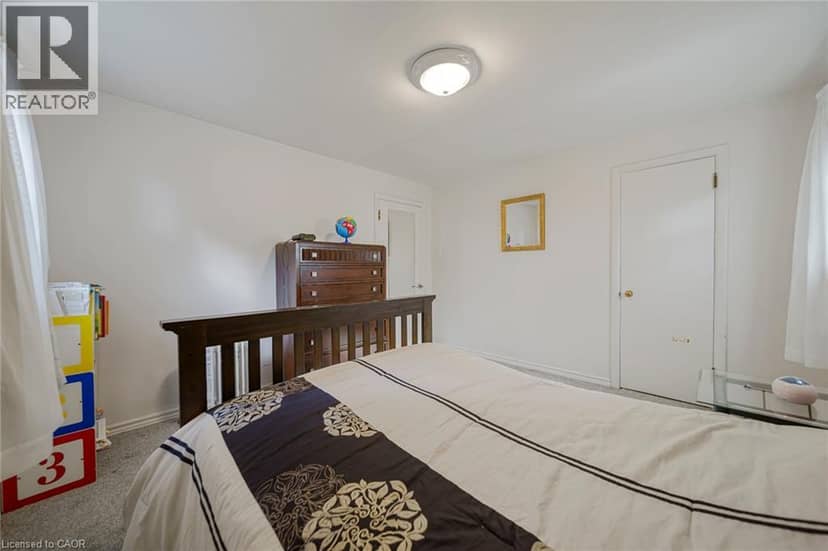 24 PARK Street — photo 20 of 40