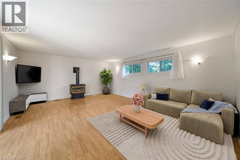 24 PARK Street — photo 15 of 40