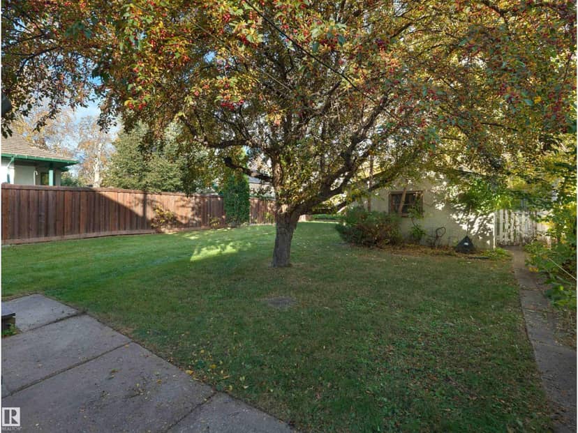 11142 71 AV NW — photo 30 of 36