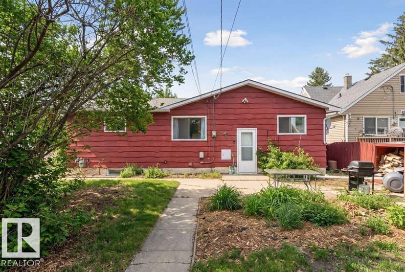 10459 66 AV NW, Edmonton, photo 4