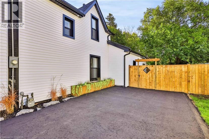 9 WALTER Street — photo 25 of 36