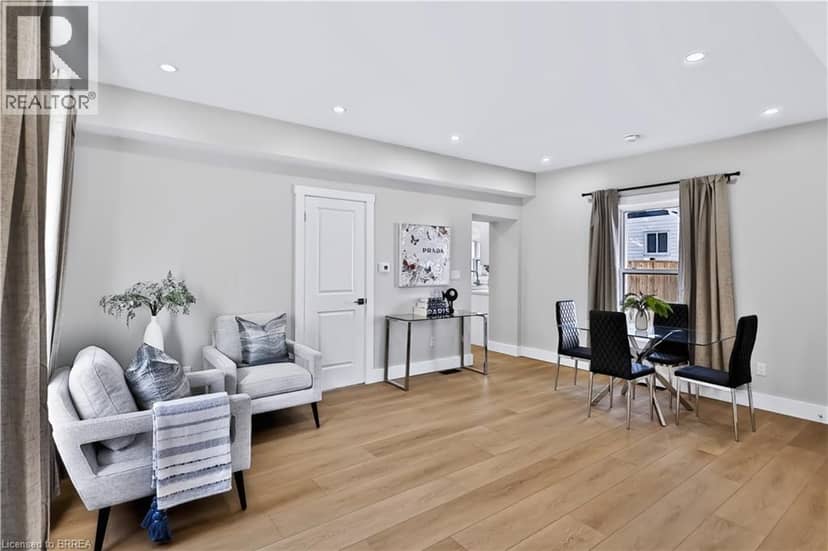 9 WALTER Street — photo 7 of 36