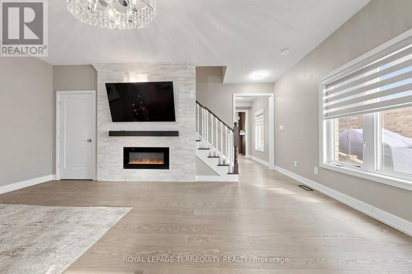 199 Armstrong Crescent — photo 9 of 40
