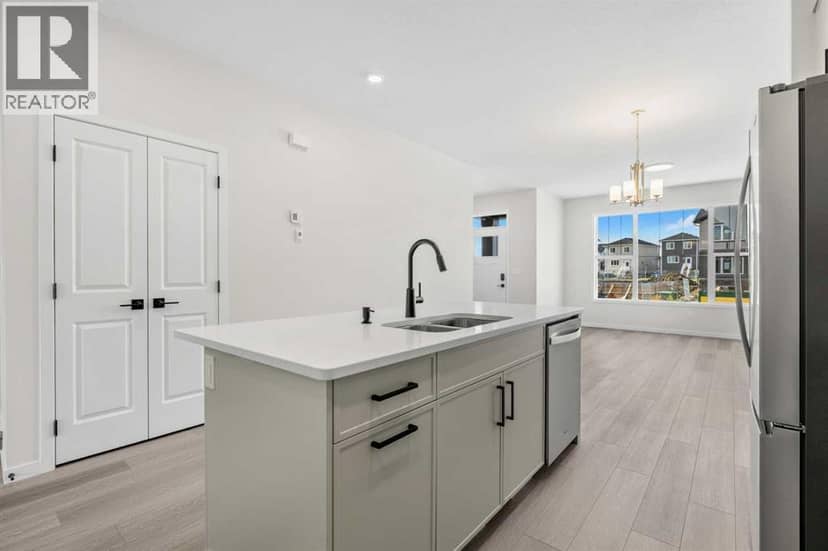 532 Bridgeport Street — photo 9 of 40