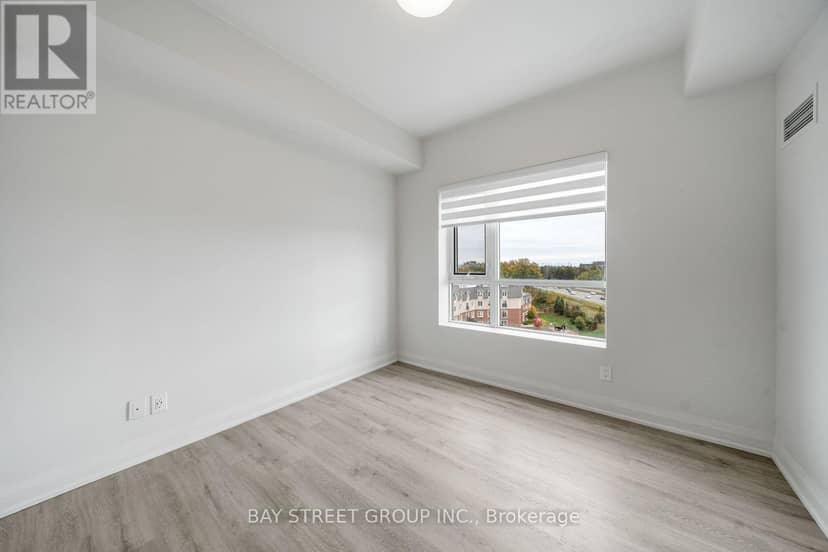 1011 - 58 Lakeside Terrace — photo 21 of 40