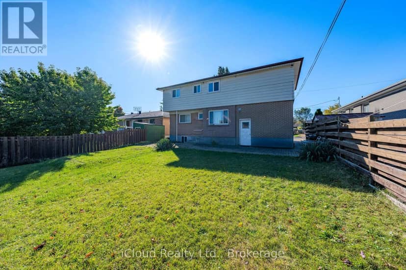 29 Langstone Crescent — photo 37 of 40