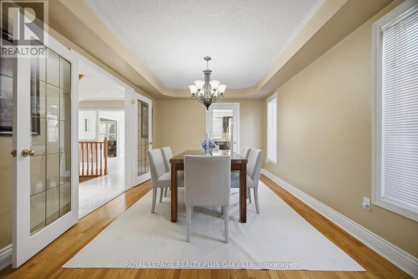 5892 Glen Erin Drive — photo 10 of 40