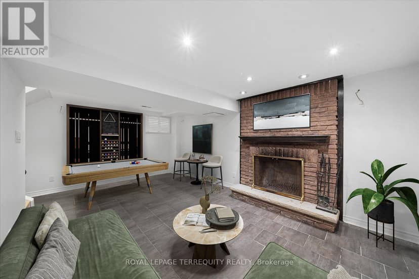 1825 Hyde Mill Crescent — photo 36 of 40