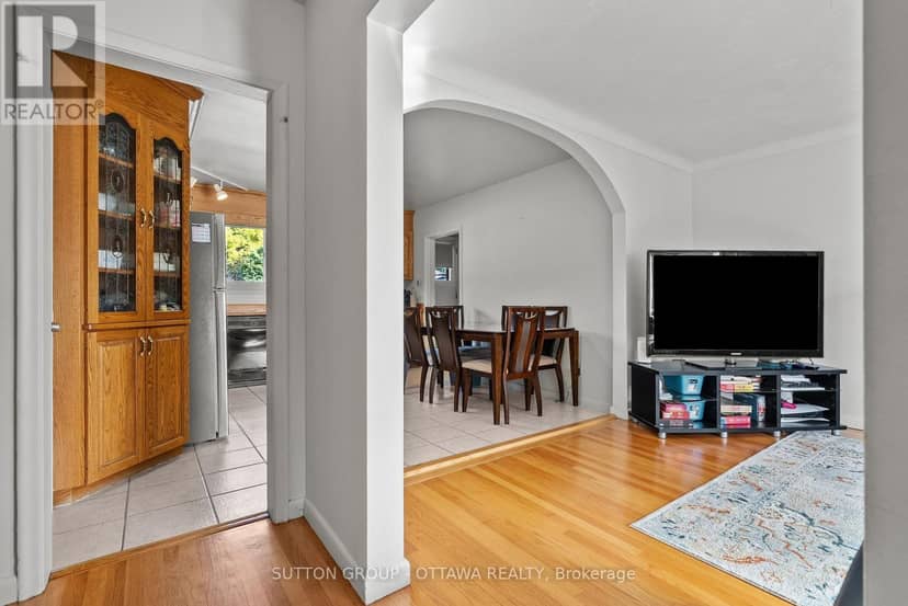1237 Whitmore Avenue — photo 9 of 40