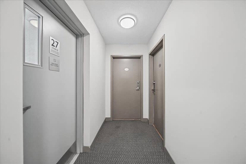 2701 13618 100 AVENUE, Surrey, photo 2