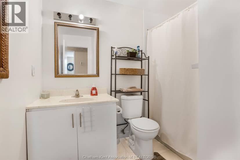 150 PARK AVENUE East Unit# 211 — photo 14 of 21