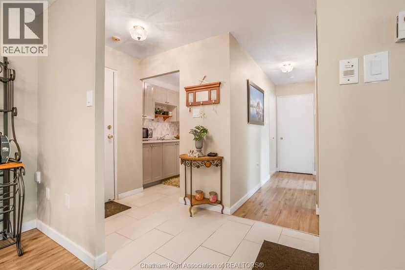 150 PARK AVENUE East Unit# 211 — photo 9 of 21