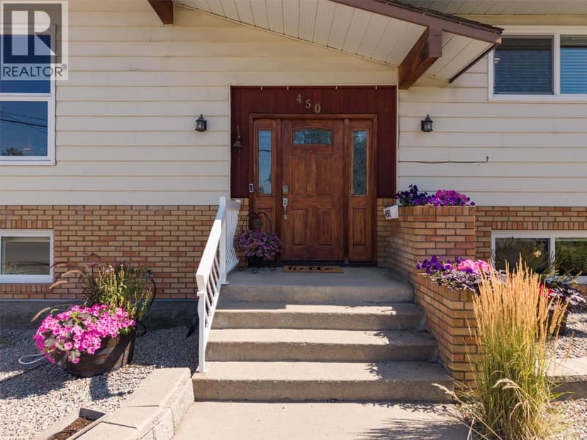 450 Holbrook Road W, Kelowna, photo 2