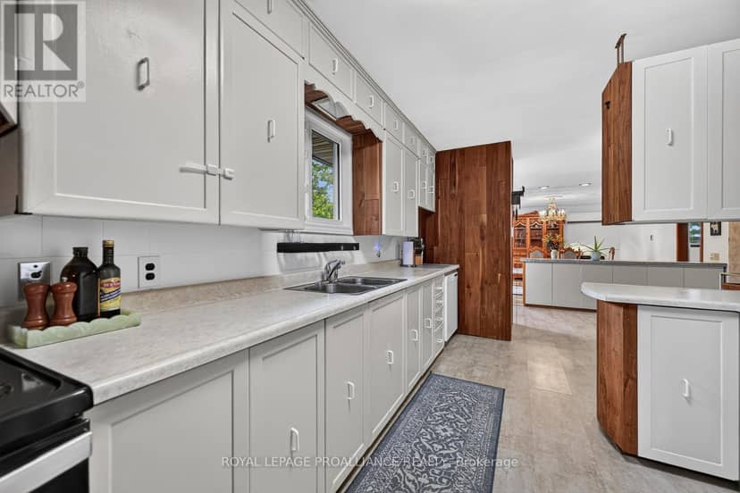 1115 Centennial Road — photo 6 of 29