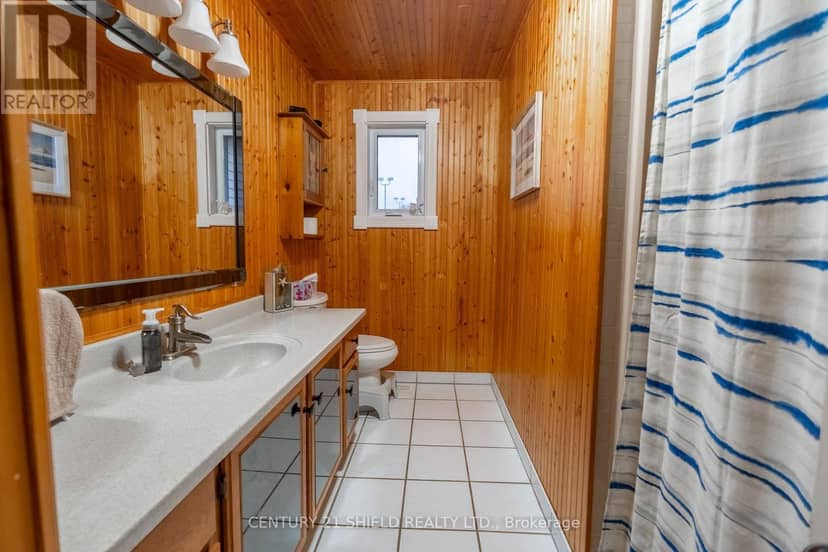 434 Hilbert Avenue — photo 11 of 18