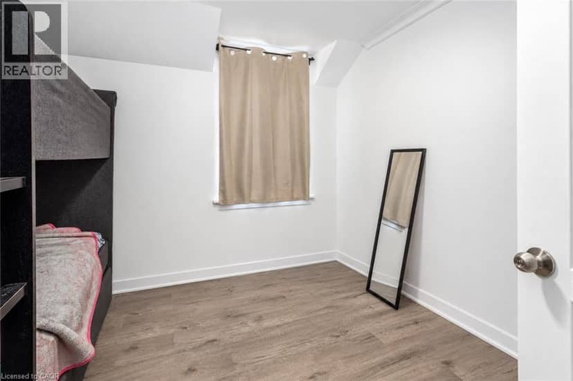 179 WILSON Street — photo 13 of 15