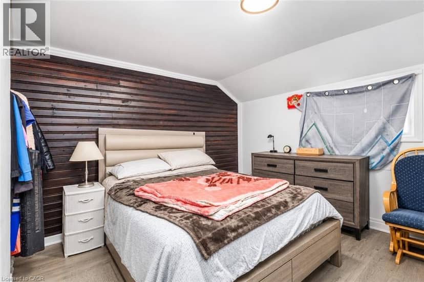 179 WILSON Street — photo 10 of 15