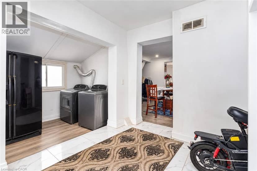 179 WILSON Street — photo 9 of 15