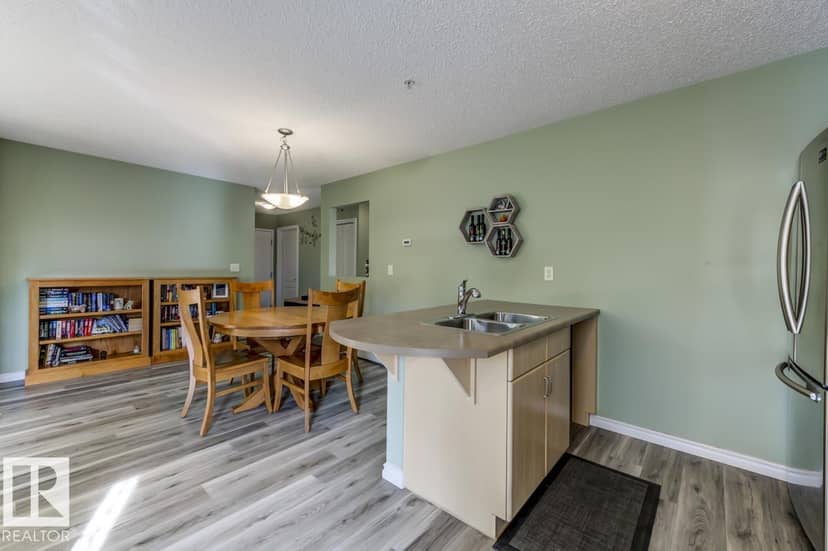 #214 905 Blacklock Wy SW — photo 10 of 34