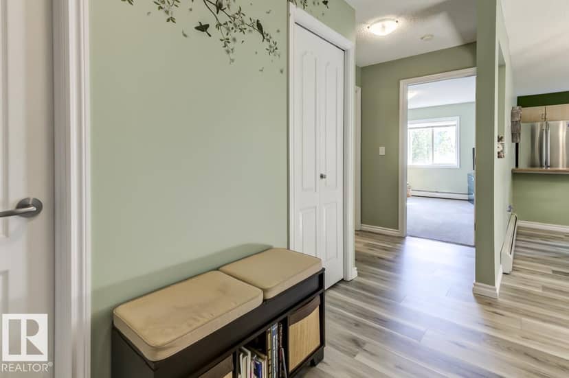 #214 905 Blacklock Wy SW, Edmonton, photo 3