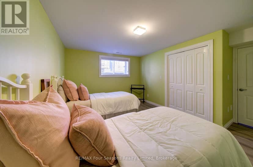 212 Pearson Street — photo 39 of 40
