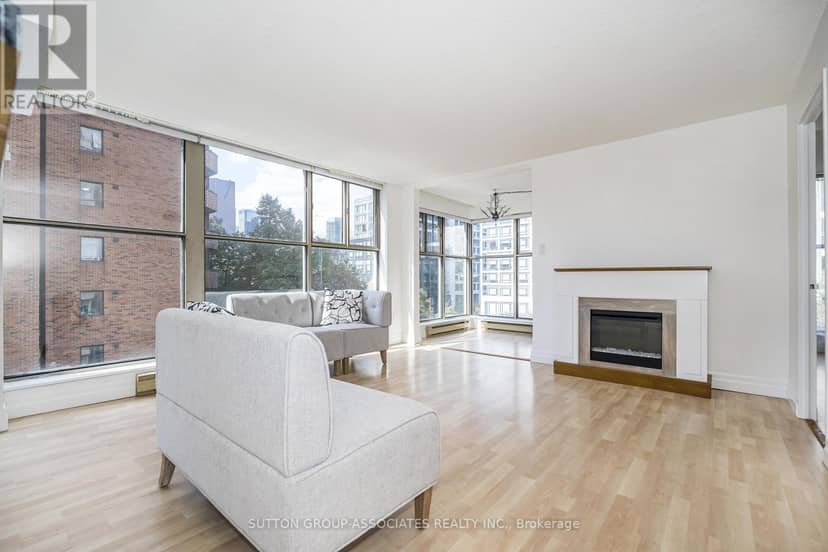 501 - 65 Scadding Avenue — photo 1 of 36