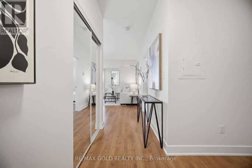 324 - 128 Garden Drive, Oakville, photo 2