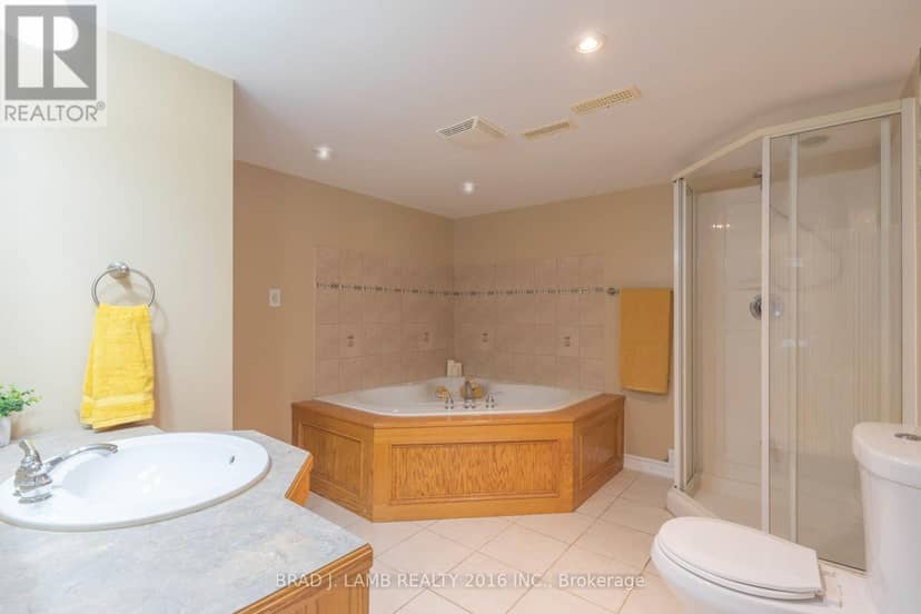 8 Burnley Place — photo 22 of 33