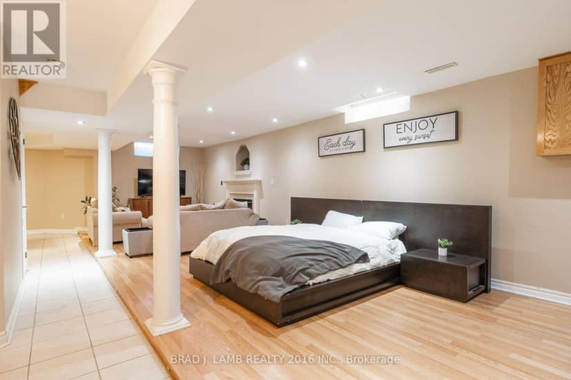 8 Burnley Place — photo 23 of 33