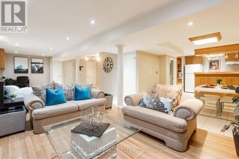 8 Burnley Place — photo 27 of 33