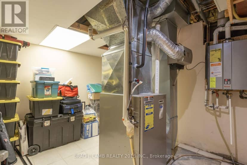 8 Burnley Place — photo 29 of 33