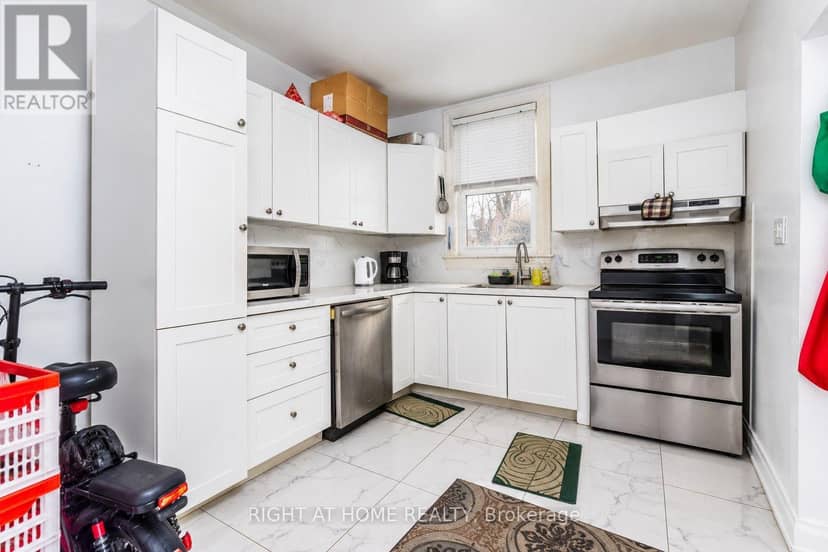 179 Wilson Street — photo 7 of 15