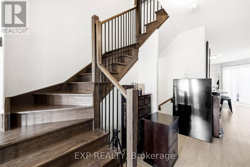 294 Noftall Gardens — photo 10 of 23