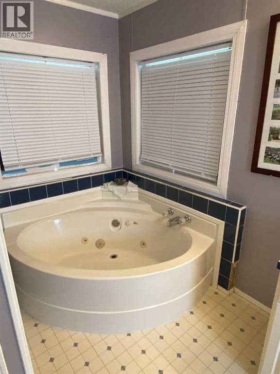 43 Roseglen Close — photo 13 of 25