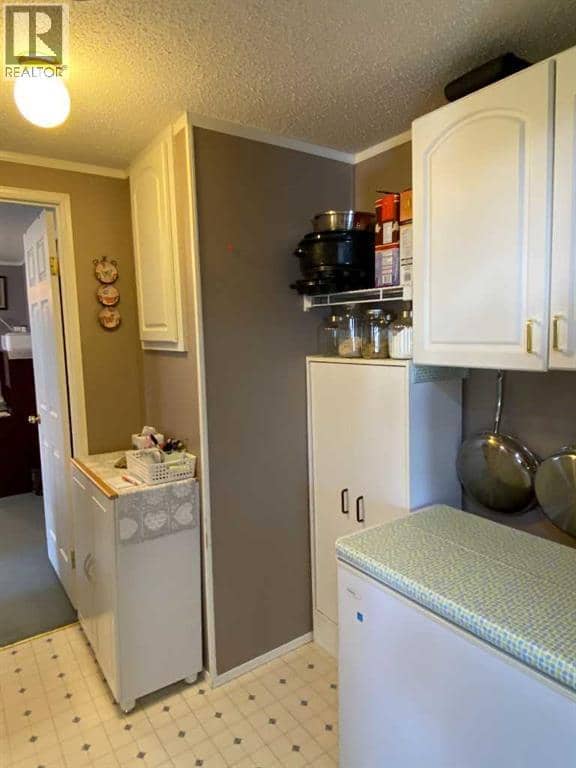 43 Roseglen Close — photo 14 of 25