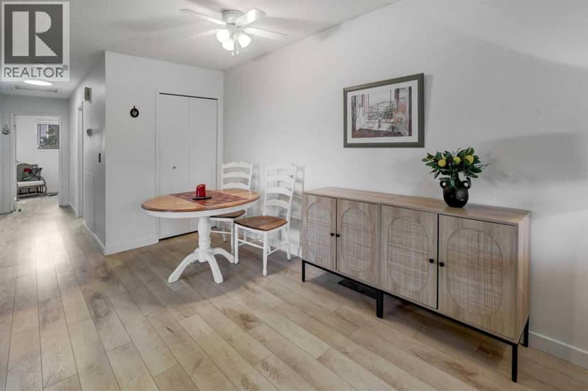8636 47 Avenue NW, Calgary, photo 5