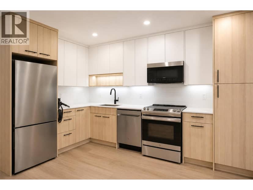 1380 Pridham Avenue Unit# 409, Kelowna, photo 3