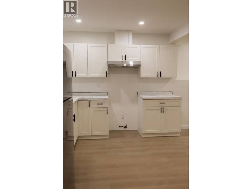 2260 VICTORIA STREET, Prince George, photo 3