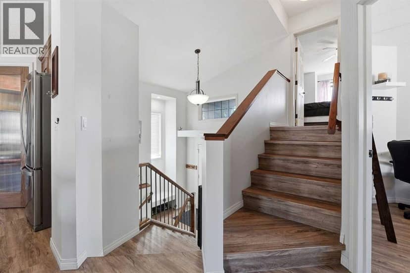8 Irving Crescent, Red Deer, photo 6