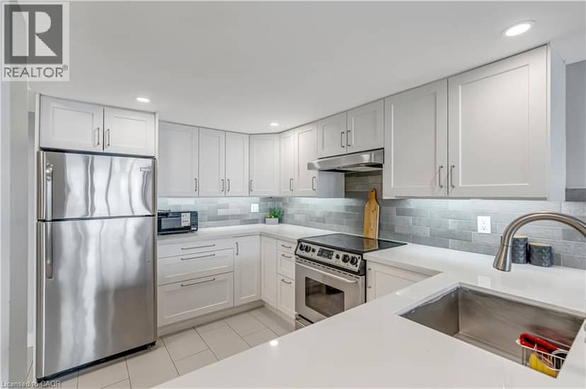 25 AGNES Street Unit# 903 — photo 7 of 19