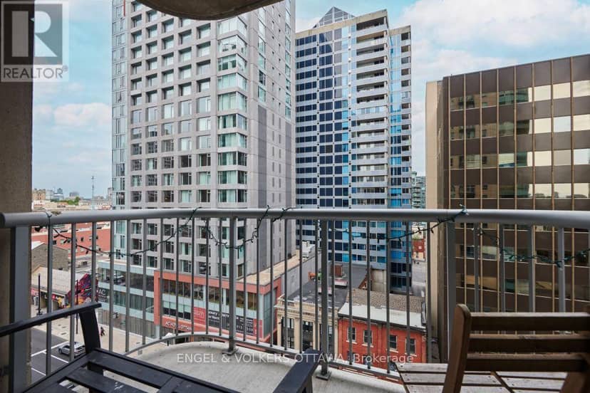 902 - 234 Rideau Street — photo 27 of 37