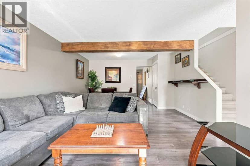27 Erin Grove Close SE, Calgary, photo 5