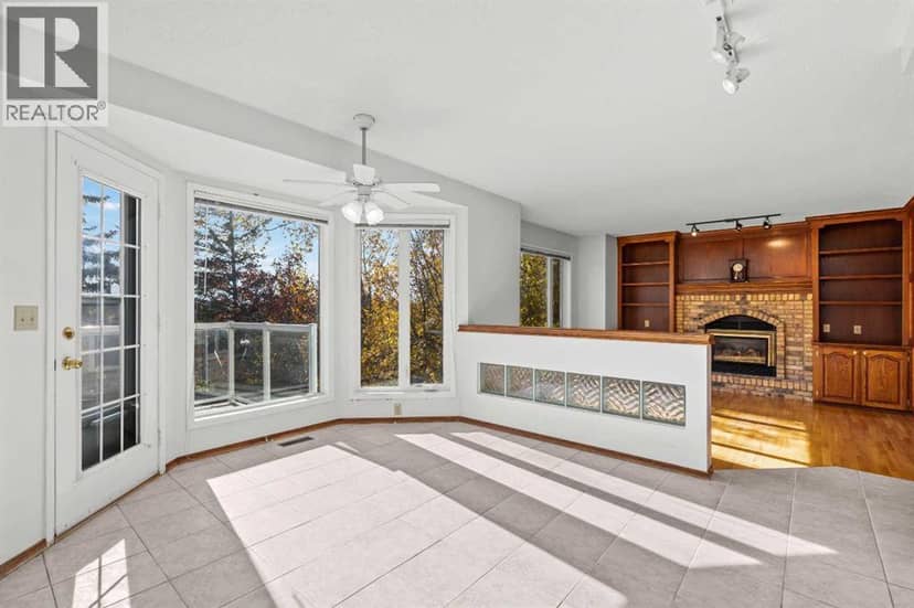 707 Hawkside Mews NW — photo 12 of 40
