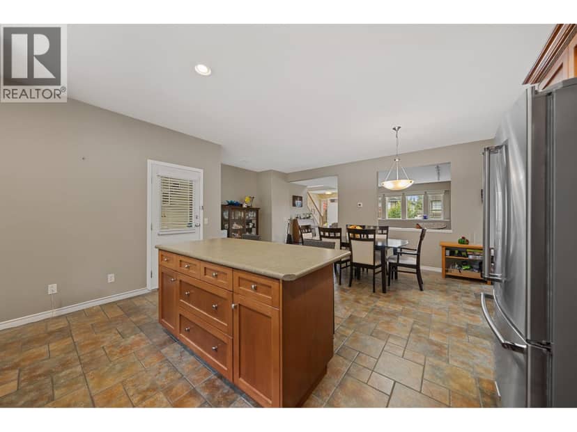 24111 102B AVENUE, Maple Ridge, photo 8