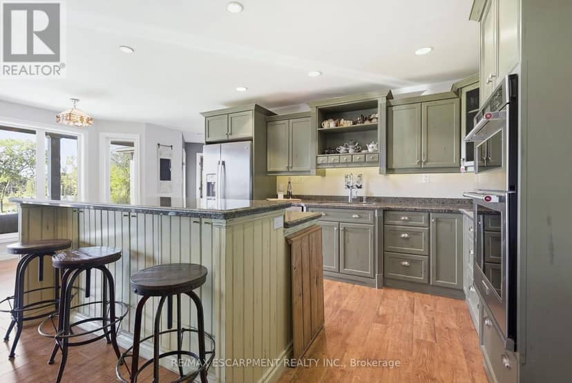 860 Regional Road 27 — photo 12 of 40