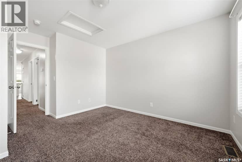 1752 York STREET — photo 11 of 37
