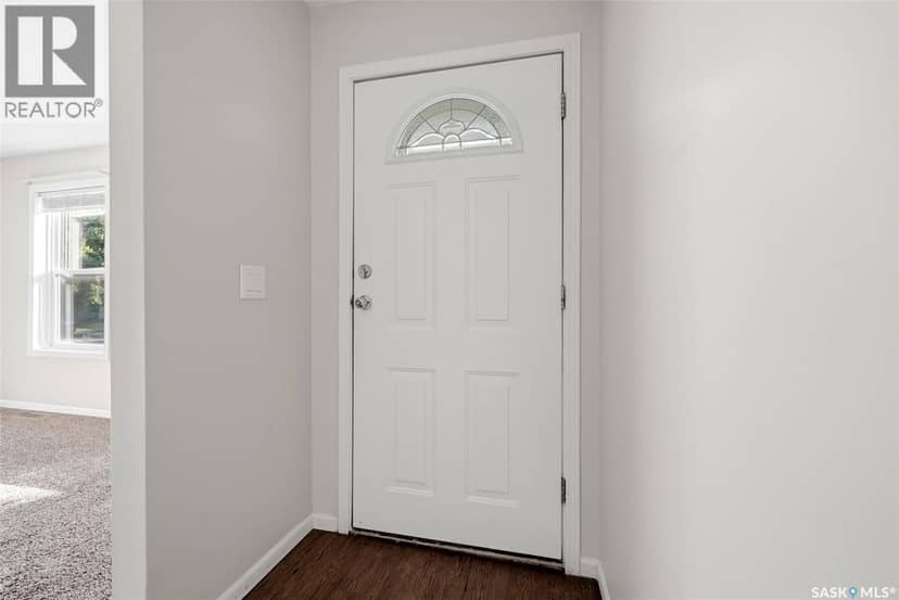 1752 York STREET, Regina, photo 2